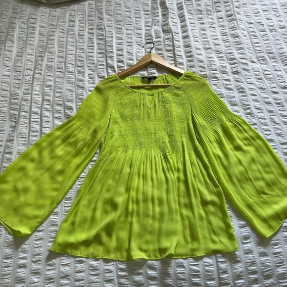 Smocked Lime Green Boho Blouse NWOT - Picture 9 of 14